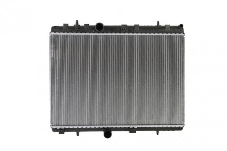 Радиатор, охлаждение двигателя Nissens 636007