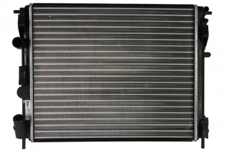 Радіатор двигуна renault clio ii (ac) Nissens 638081