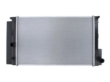Радіатор, охолодження двигуна Nissens 64692