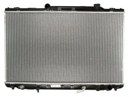 Радиатор, охлаждение двигателя Nissens 647681