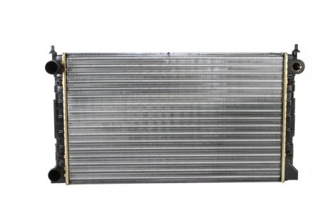Радиатор, охлаждение двигателя Nissens 651741