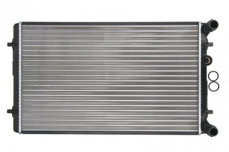 Радиатор, охлаждение двигателя Nissens 652011 (фото 1)