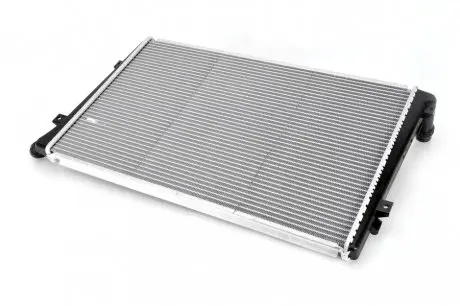 Радиатор, охлаждение двигателя Nissens 65292