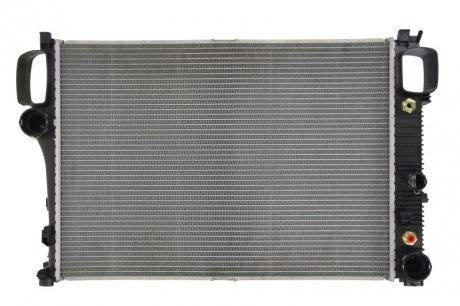 Радиатор, охлаждение двигателя Nissens 67107A (фото 1)