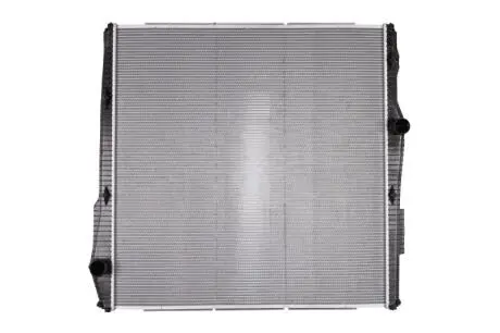 Радіатор двигуна, головний Nissens 672910