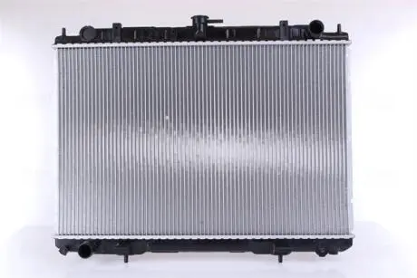Радиатор, охлаждение двигателя Nissens 68703A