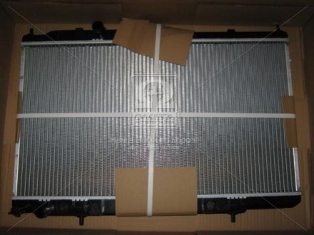 Радиатор, охлаждение двигателя Nissens 68751 (фото 1)