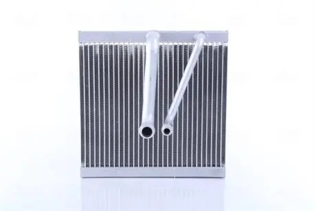 Испаритель Nissens 92381