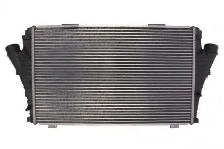 Интеркулер FT CROMA(05-)1.9 JTD(+)[OE 51749913] Nissens 96646