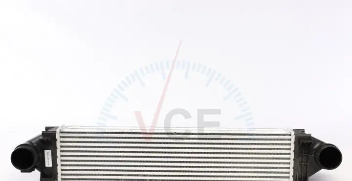 Интеркуллер NRF 30304 (фото 1)