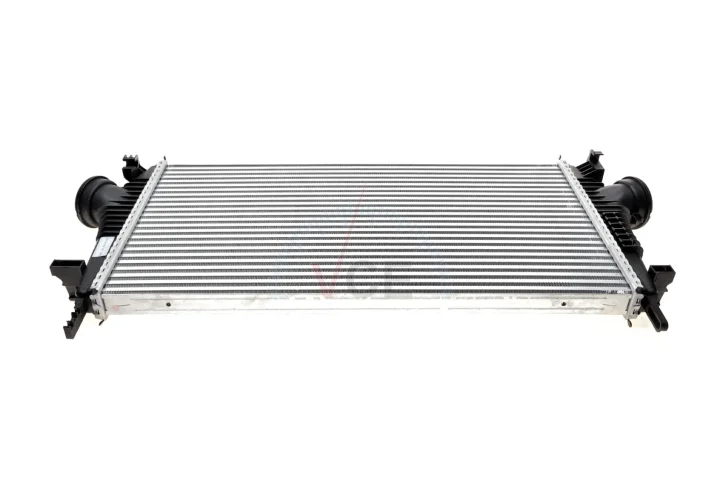 Интеркуллер NRF 30796 (фото 1)