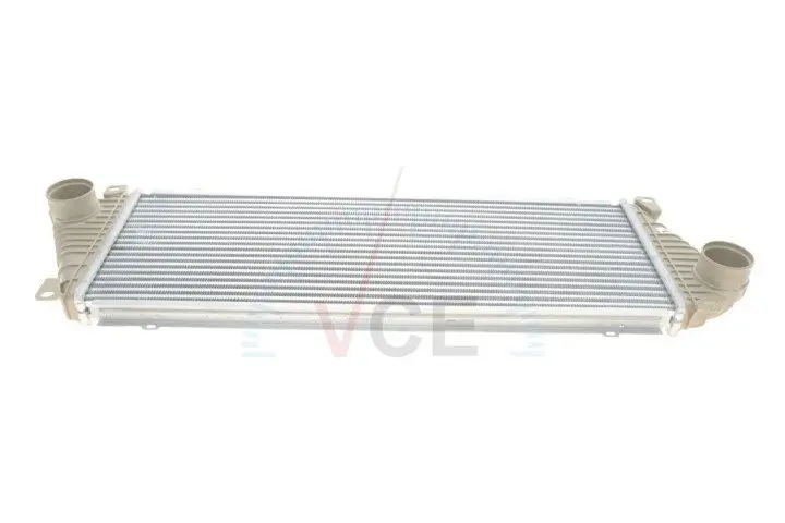 Інтеркулер NRF 30830 (фото 1)