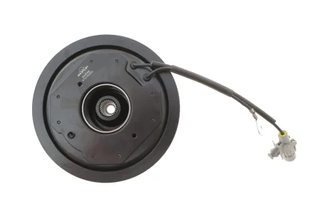 Шкив компрессора кондиционера BMW 3 (f30-f80)-5 (f10--f11)-7 (f01-f02-f03) 2.0i-3.0d 08-18 NRF 380104