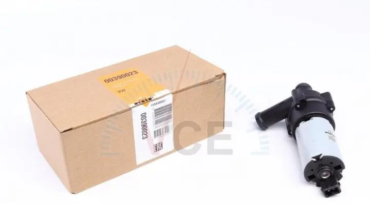 Дополнительный водяной насос NRF 390023 (фото 1)