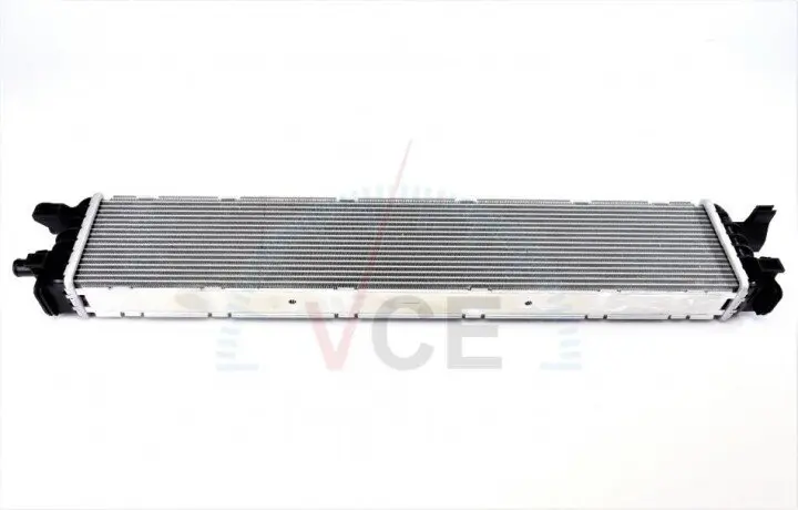 Фото 1 - Радиатор, охлаждение двигателя NRF 50037 Радиатор, охлаждение двигателя NRF 50037 (фото 1)