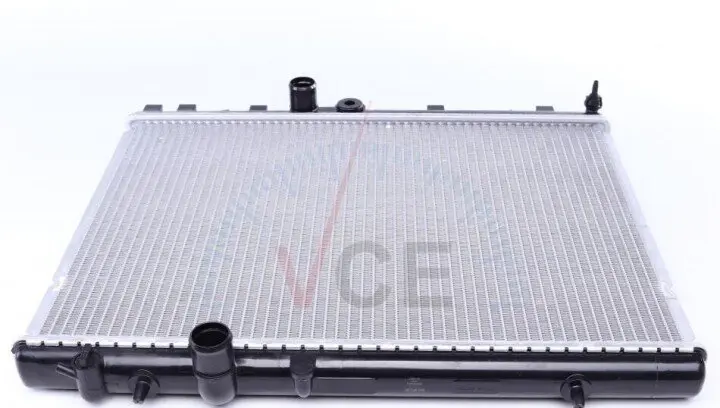 Радиатор, охлаждение двигателя NRF 50435 (фото 1)