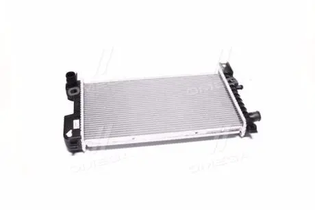 Радиатор охлаждения двигателя NRF 504437