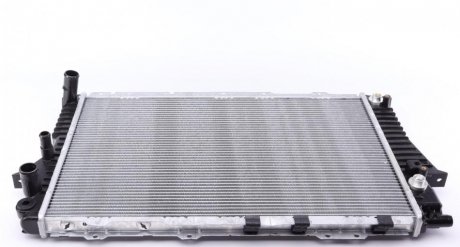 Радиатор, охлаждение двигателя NRF 51317 (фото 1)
