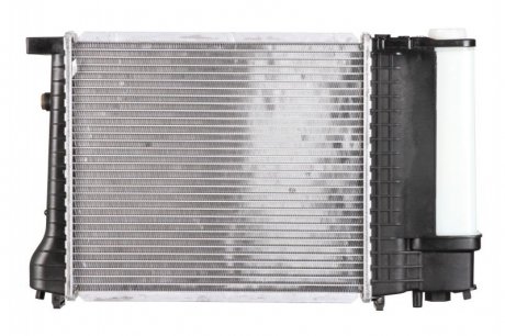 Радиатор двигателя bmw e30 NRF 51351 (фото 1)