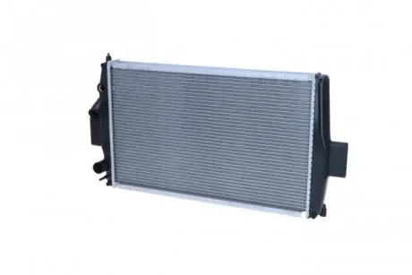 Радиатор двигателя люблин с промежуточным охладителем. NRF 51538