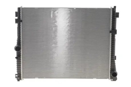 Радиатор охлаждения двигателя NRF 550279