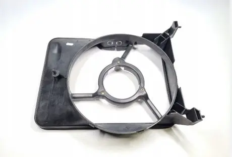 Дефузор вентилятора радіатора Opel 1341171