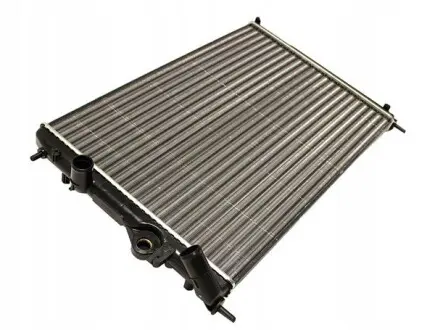 Радиатор охлаждения POLCAR 601108A1