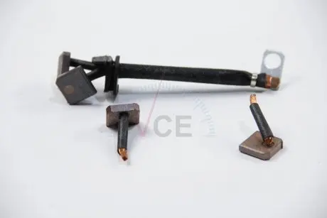 Щетки стартера к-кт 1+2 шт 17.5*18*4.5 PowerMax 81014493