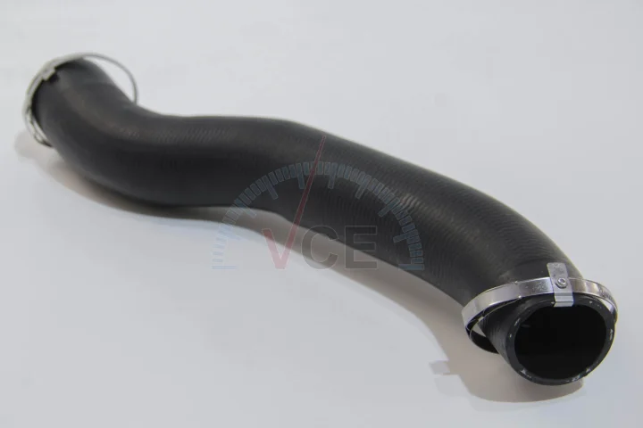 Патрубок интеркулера focus ii 1.6 tdci 04-12 RAPRO R16185 (фото 1)