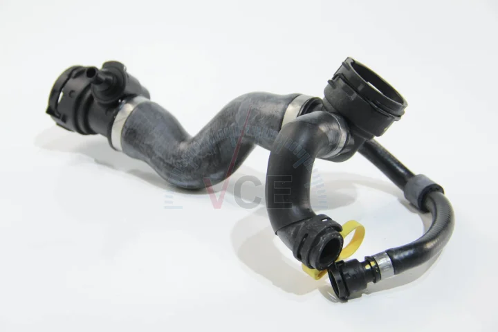 Фото 1 - Патрубок радіатора bmw 7 (f01)-(f02)-(f03)-(f04) 3.0 08-15 RAPRO R19792 Патрубок радіатора bmw 7 (f01)-(f02)-(f03)-(f04) 3.0 08-15 RAPRO R19792 (фото 1)