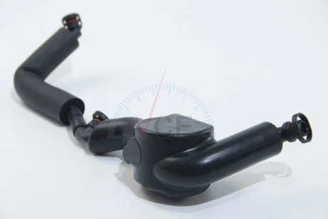 Патрубок вентиляції картера bmw 5(e60)- 7(e65-e66-e67)-x5(e70) 4.0-4.8 05-13 RAPRO R19851