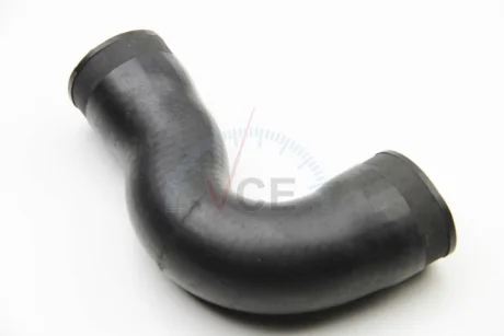 Патрубок интеркулера golf-octavia 1.9 d 98- RAPRO R25357