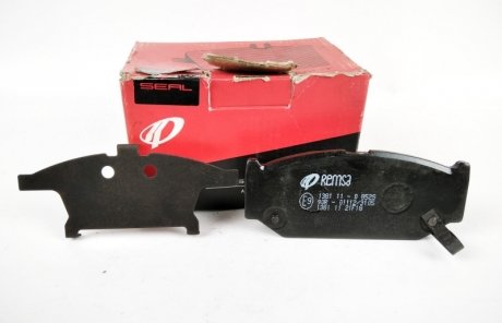 Комплект тормозных колодок, дисковый тормоз REMSA 1381.11 (фото 1)