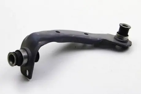 Кронштейн подрамника перед. megane ii/scenic ii пр. (без упаковки) RENAULT 8200197452