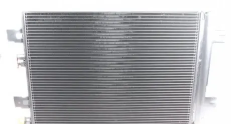 Радиатор конд RENAULT 921007794R