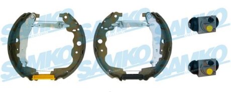 Тормозные колодки с цилиндрами SAMKO KEG702