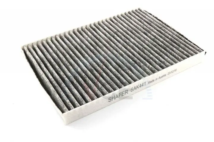 Фильтр салонный huyndai elantra (09-12), i30 (06-), sonata (21-), kia ceed (06-), k5 (21-), угольный SHAFER SAK441 (фото 1)