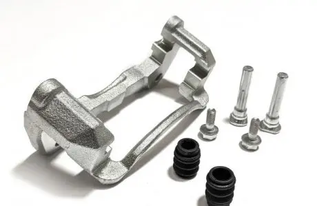 Скоба суппорта (переднего) lacetti (направляющие + пыльники) SHIKOO (Корея) 96549788-2