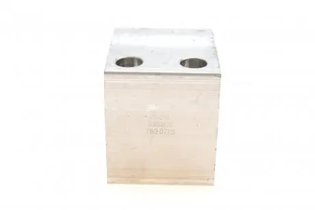 Сайлентблок chevrolet captiva "r" 06-08 SKF VKDS335009