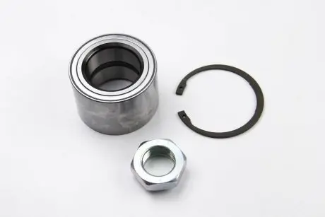 Комплект подшипника ступицы колеса SNR R140.38