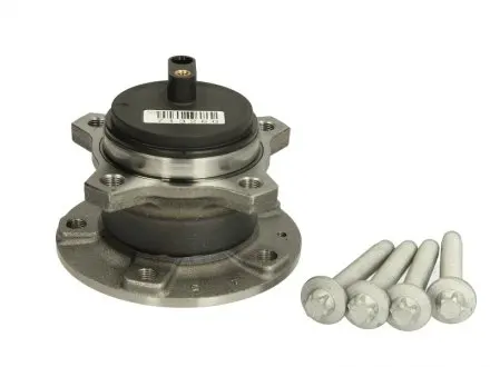 Комплект подшипника ступицы колеса SNR R159.65