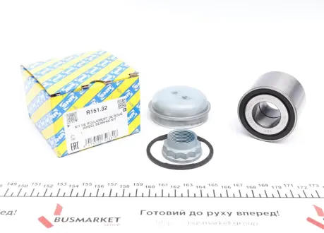 Комплект подшипника ступицы колеса SNR R151.32