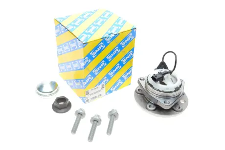 Комплект подшипника ступицы колеса SNR R153.40