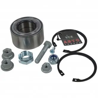 Комплект подшипника ступицы колеса SNR R154.28