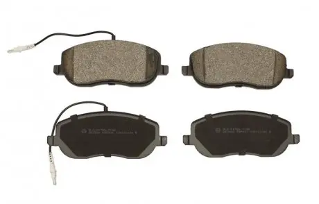 Комплект тормозных колодок, дисковый тормоз STARLINE BD S438