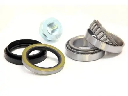 Комплект подшипника ступицы колеса STARLINE LO 03901