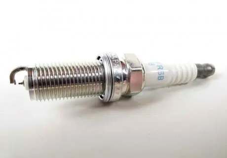 Свеча зажигания SUBARU 22401AA761