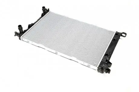Радиатор охлаждения audi a4, q5 08-15 (мкпп) TEMPEST TP.1560321