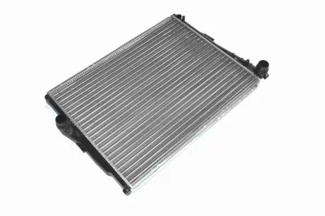 Радиатор охлаждения bmw 3 e46 98-05 TEMPEST TP.1560782A