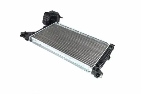 Радиатор охлаждения mb sprinter 00-06 mt, a/c TEMPEST TP.1562519AM